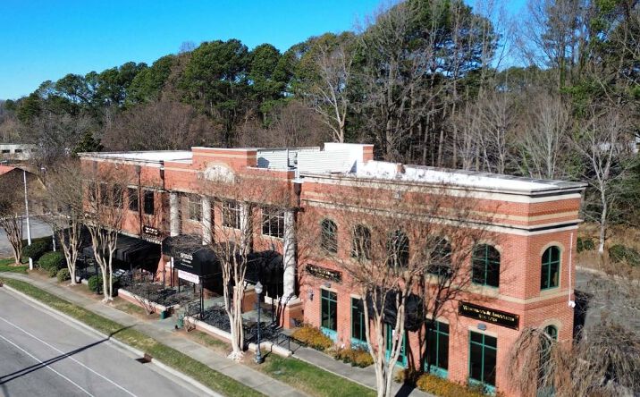 Pictures of Restaurant property located at 701 E Chatham St, Cary, NC 27511 for lease - image #1