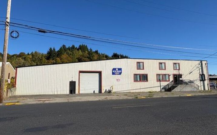 Pictures of Office, Industrial property located at 920 NW State Ave, Chehalis, WA 98532 for lease - image #1