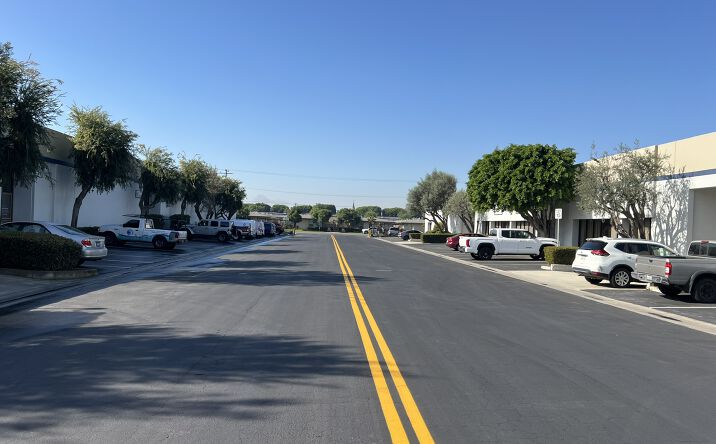 Pictures of Office, Industrial property located at 15944 Downey Ave, Paramount, CA 90723 for lease - image #1