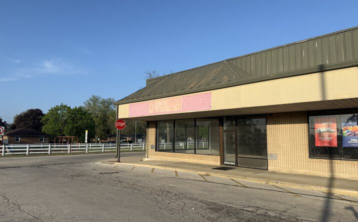 Pictures of Retail property located at 185 S Kennedy Drive 105, Bradley, IL 60915 for lease - image #1