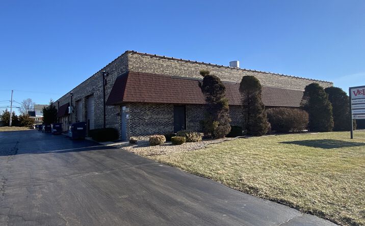 Pictures of Industrial property located at 15527 S 70th Court, Orland Park, IL 60462 for lease - image #1