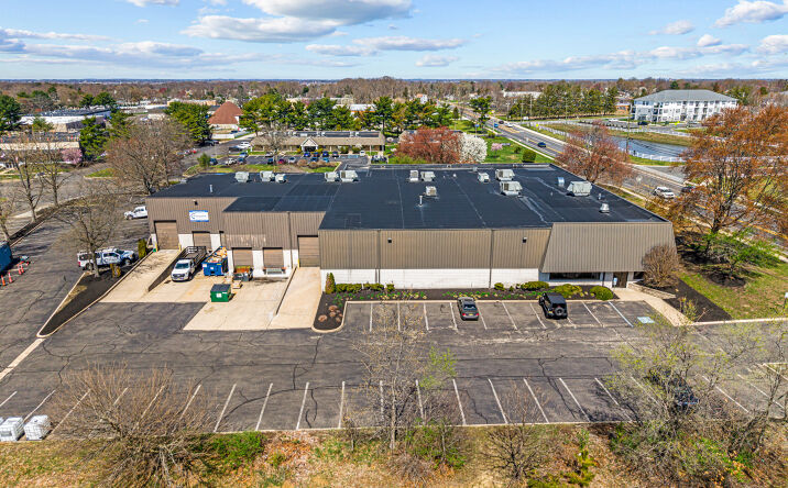 Pictures of Industrial property located at 1835 Underwood Blvd, Delran, NJ 08075 for lease - image #1