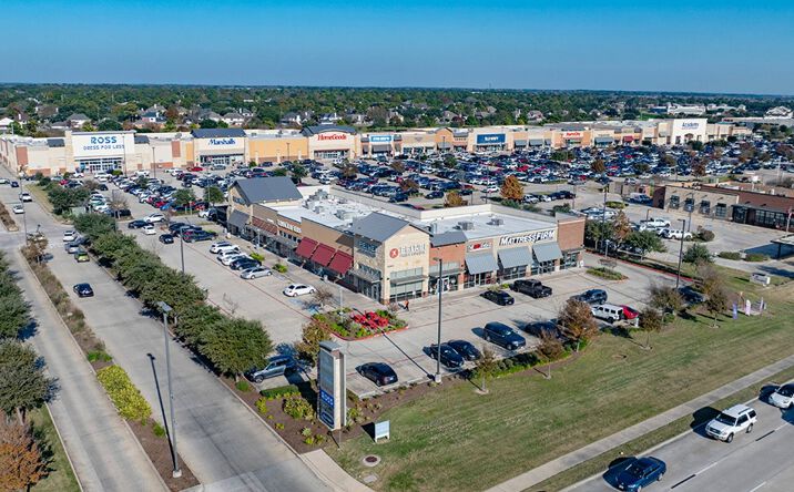 Pictures of Retail property located at 28902 US 290, Houston, TX 77433 for lease - image #1