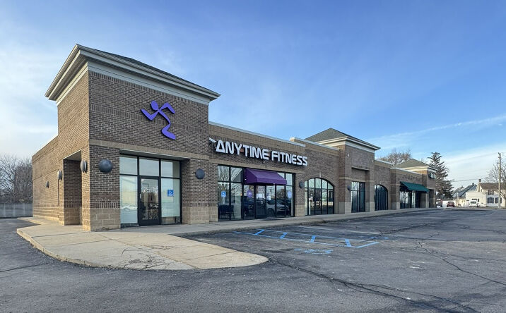 Pictures of Retail, Special Purpose, Office property located at 31887 Utica Rd, Fraser, MI 48026 for lease - image #1