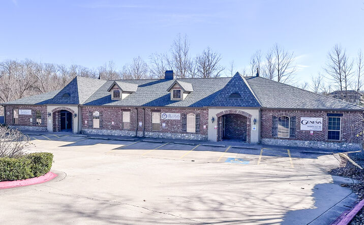Pictures of Office property located at 3214 NW Avignon Way, Bentonville, AR 72712 for lease - image #1