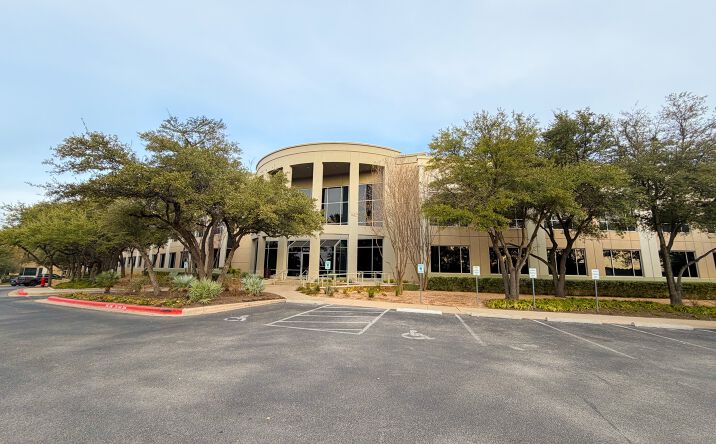 Pictures of Office property located at 7500 Rialto Blvd, Austin, TX 78735 for lease - image #1