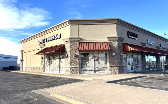 Pictures of Restaurant property located at 4397 Sunset Dr, San Angelo, TX 76901 for lease - image #1