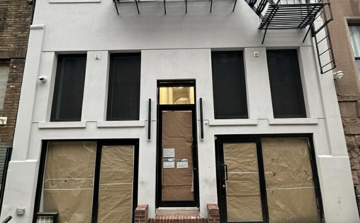 Pictures of Retail, Office property located at 452 West 36th St, New York, NY 10018 for lease - image #1