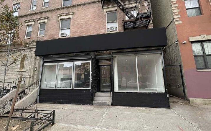 Pictures of Retail property located at 148 BRUCKNER BLV, Port Morris, NY 10454 for lease - image #1