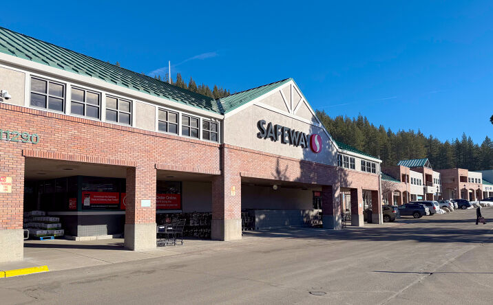 Pictures of Retail property located at 11290 Donner Pass Rd, Truckee, CA 96161 for lease - image #1