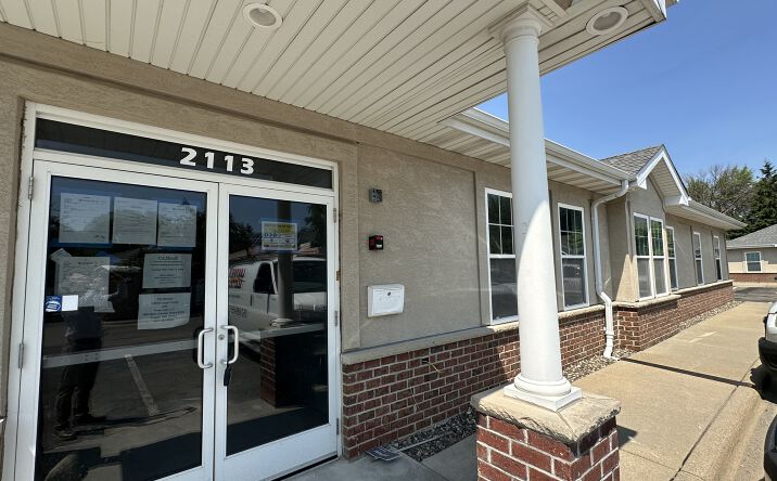 Pictures of Office property located at 2113 Cliff Rd, Eagan, MN 55122 for lease - image #1