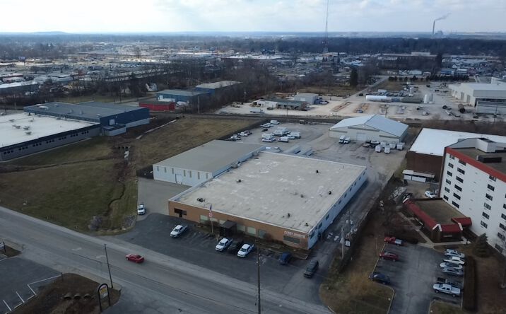 Pictures of Industrial property located at 3610 Shelby St, Indianapolis, IN 46227 for lease - image #1