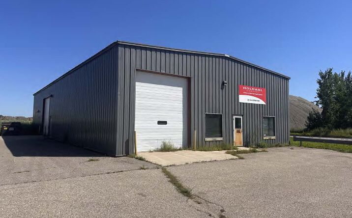 Pictures of Industrial property located at 301 43rd St N, Fargo, ND 58102 for lease - image #1