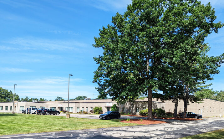 Pictures of Industrial property located at 10 Columbia Dr, Amherst, NH 03031 for lease - image #1