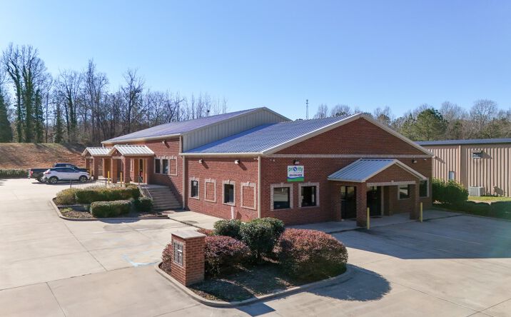 Pictures of Office property located at 8808 US Highway 11 Springville, AL, Springville, AL 35146 for lease - image #1