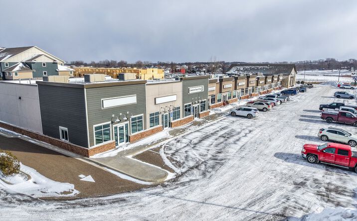 Pictures of Retail, Office property located at 100 Old Town Rd, Elko New Market, MN 55054 for lease - image #1