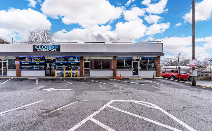 Pictures of Retail property located at 415 Memorial Dr SE, Atlanta, GA 30312 for lease - image #1