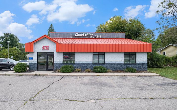 Pictures of Retail property located at 4112 Corunna Rd, Flint, MI 48532 for lease - image #1