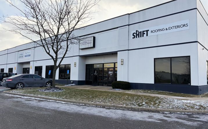 Pictures of Office property located at 750 Cross Pointe Rd, Columbus, OH 43230 for lease - image #1