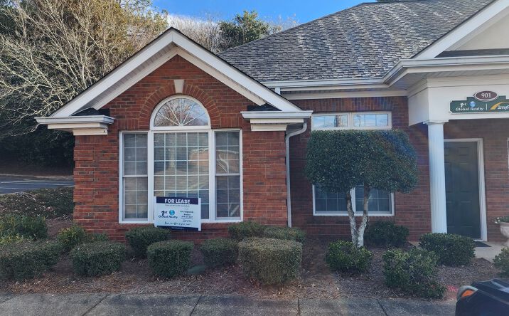 Pictures of Office property located at 901 Macy Dr, Roswell, GA 30076 for lease - image #1
