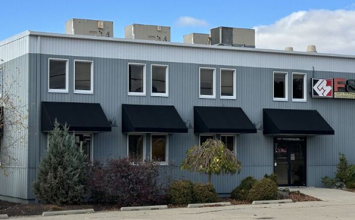 Pictures of Industrial property located at 137 Chambeau Rd, Fort Wayne, IN 46805 for lease - image #1