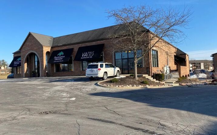 Pictures of Office property located at 1620 Country Club Rd, Valparaiso, IN 46383 for lease - image #1