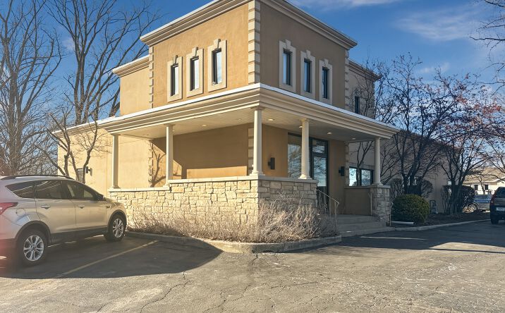 Pictures of Office property located at 2005 Valparaiso St, 1st, 2nd, and 3rd Floors, Valparaiso, IN 46383 for lease - image #1