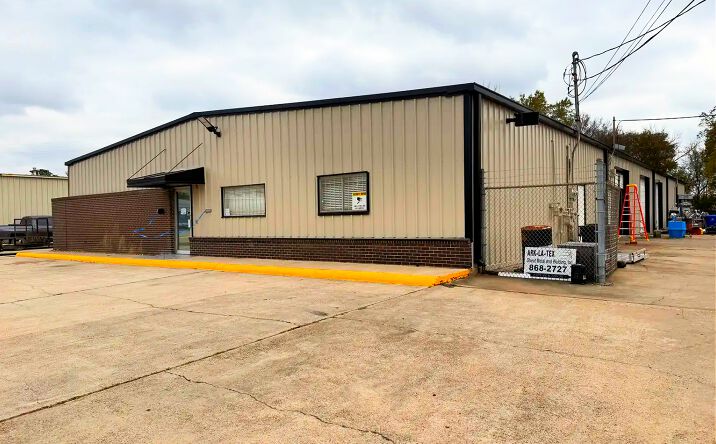 Pictures of Industrial, Office, Retail property located at 509 W 67th St, Shreveport, LA 71106 for lease - image #1
