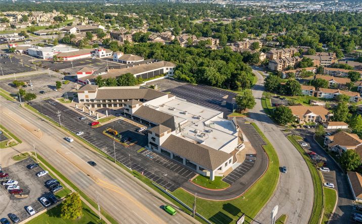 Pictures of Office, Retail property located at 8421 E 61st St, Tulsa, OK 74133 for lease - image #1