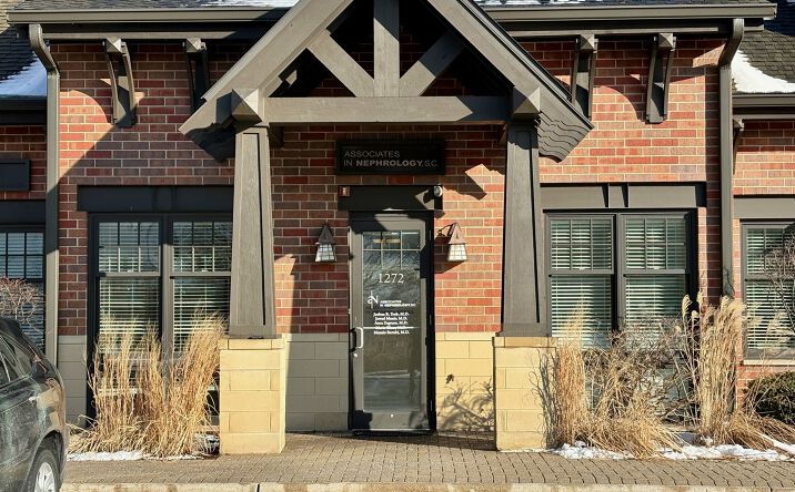 Pictures of Office property located at 1272 American Way 1272-76, Libertyville, IL 60048 for lease - image #1