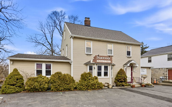 Pictures of Retail, Restaurant, Office property located at 914 Center St, Lewiston, NY 14092 for lease - image #1