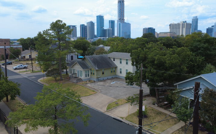 Pictures of Office property located at 900 Lydia St, Austin, TX 78702 for lease - image #1