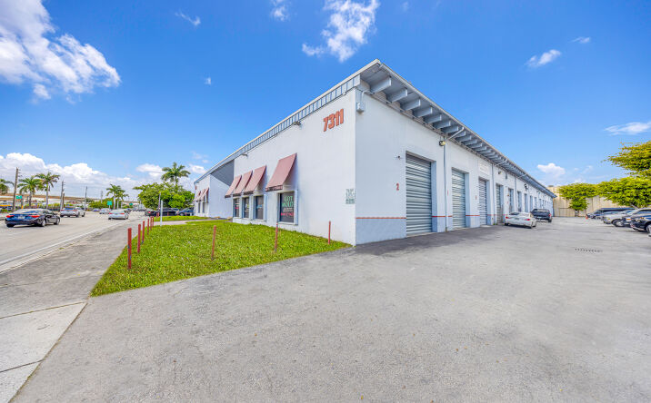 Pictures of Industrial property located at 7307 NW 12th St, Miami, FL 33126 for lease - image #1