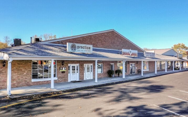 Pictures of Office property located at 5529 Far Hills Avenue, Dayton, OH 45429 for lease - image #1