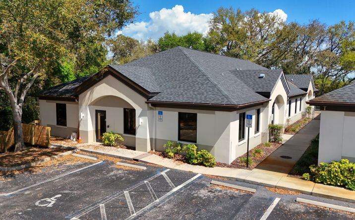 Pictures of Office property located at 2364 Drew St, Clearwater, FL 33765 for lease - image #1