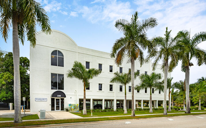 Pictures of Office property located at 2200 Broadway, Fort Myers, FL 33901 for lease - image #1