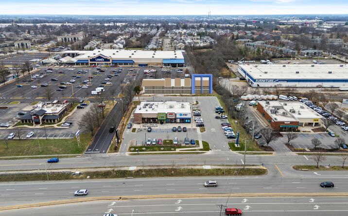 Pictures of Retail property located at 2887 Richmond Rd, Lexington, KY 40509 for lease - image #1