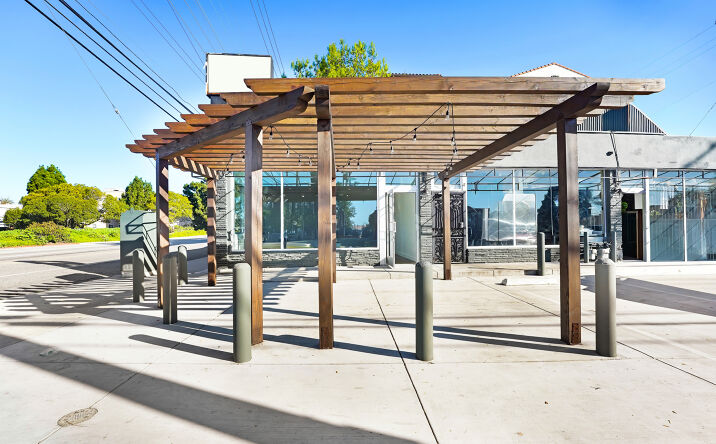 Pictures of Retail property located at 4500 Inglewood Blvd, Culver City, CA 90230 for lease - image #1