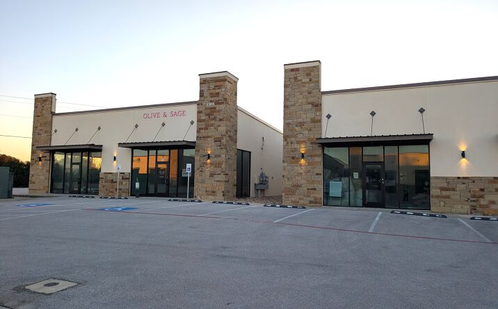 Pictures of Retail, Office property located at 201 St Joseph Ct, Liberty Hill, TX 78642 for lease - image #1