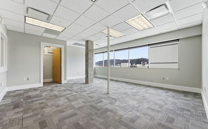 Pictures of Office property located at 82 Patton Ave, Asheville, NC 28801 for lease - image #1