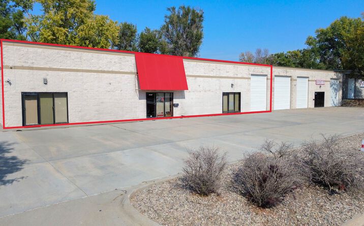 Pictures of Industrial property located at 13706 A St, Omaha, NE 68144 for lease - image #1