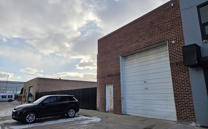Pictures of Industrial property located at 1432 N Kilpatrick Ave, Chicago, IL 60651 for lease - image #1