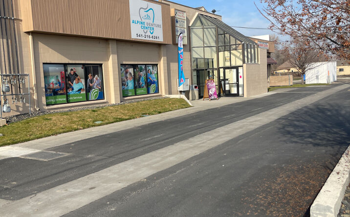 Pictures of Office property located at 49 NW 1st St, Ontario, OR 97914 for lease - image #1