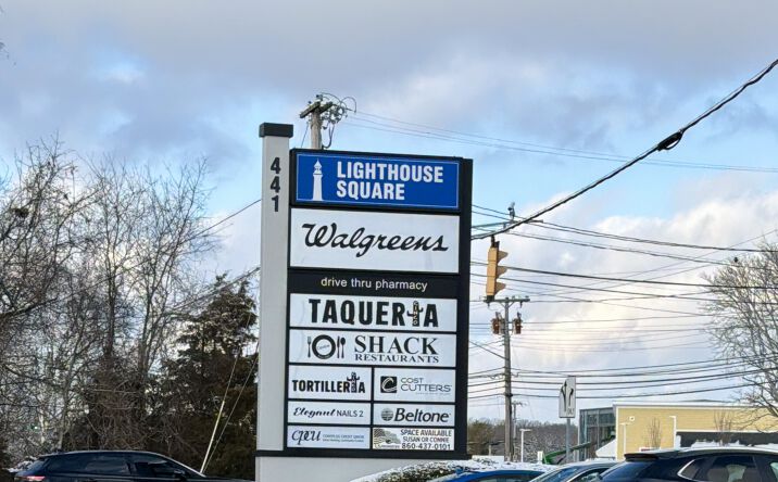 Pictures of Retail property located at 441 Long Hill Rd, Groton, CT 06340 for lease - image #1
