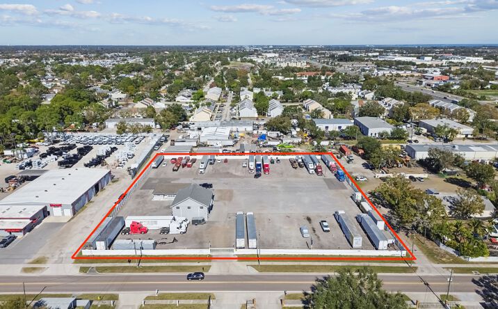 Pictures of Industrial property located at 6751 118th Ave N, Largo, FL 33773 for lease - image #1