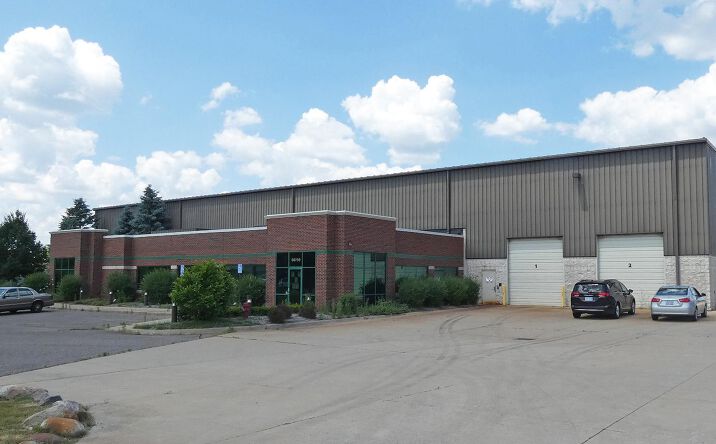 Pictures of Industrial property located at 50759 Century Ct, Wixom, MI 48393 for lease - image #1