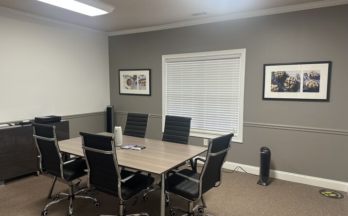Pictures of Office property located at 5655 Lake Acworth Drive, Suite 260 , Acworth, GA 30101 for lease - image #1