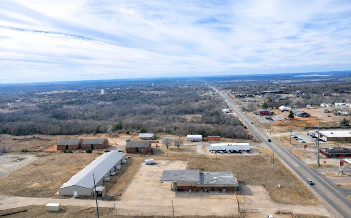 Pictures of Industrial property located at 1701 E. 1st Street Building B Chandler OK. 74834, Chandler, OK 74834 for lease - image #1