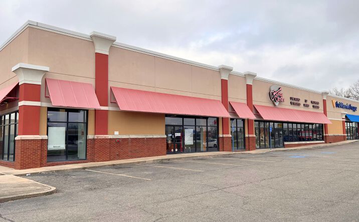 Pictures of Retail property located at 5702 Johnston St, Lafayette, LA 70503 for lease - image #1