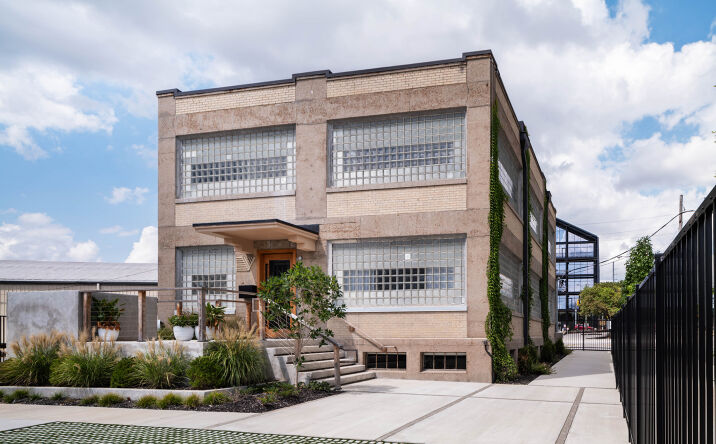Pictures of Office property located at 1219 4th Ave S, Nashville, TN 37210 for lease - image #1
